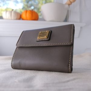 NWT Dooney & Bourke Wallet